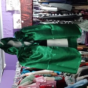 Green Cape 23" with hood